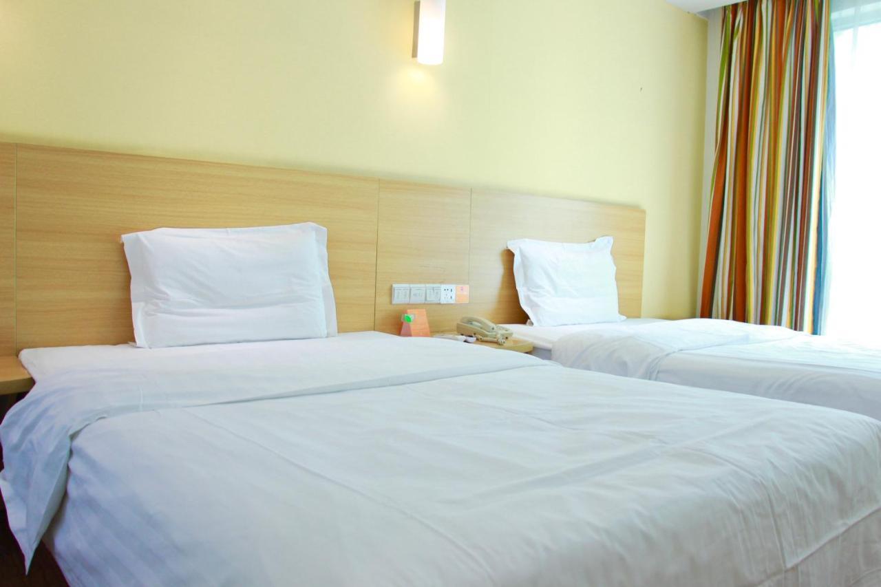 7Days Inn Guangzhou Tianhe Yantang Yue Ken Road Экстерьер фото