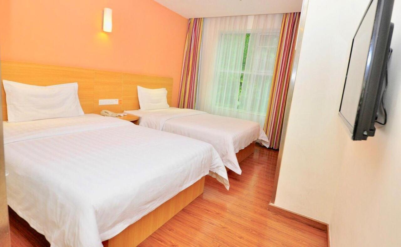 7Days Inn Guangzhou Tianhe Yantang Yue Ken Road Экстерьер фото